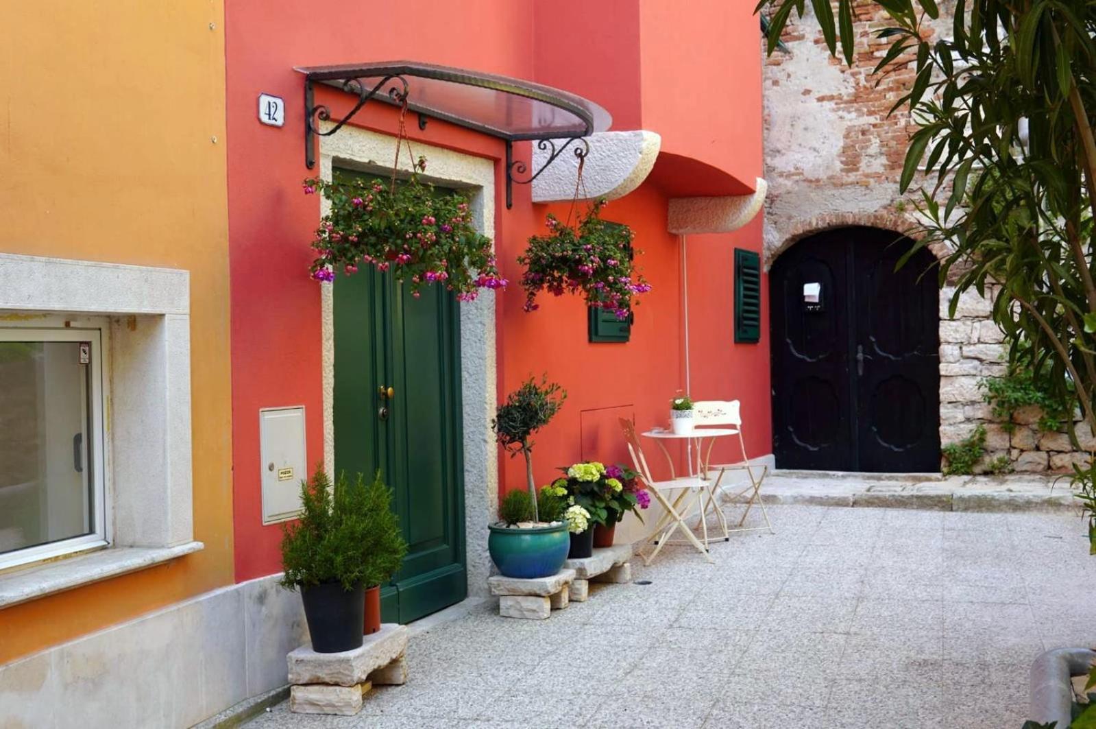 Old Town Seabreeze Residence Rovinj Eksteriør billede